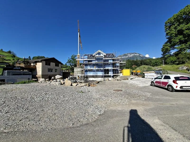 DEIN TRAUMHAUS IM GRÜNEN PARADIES