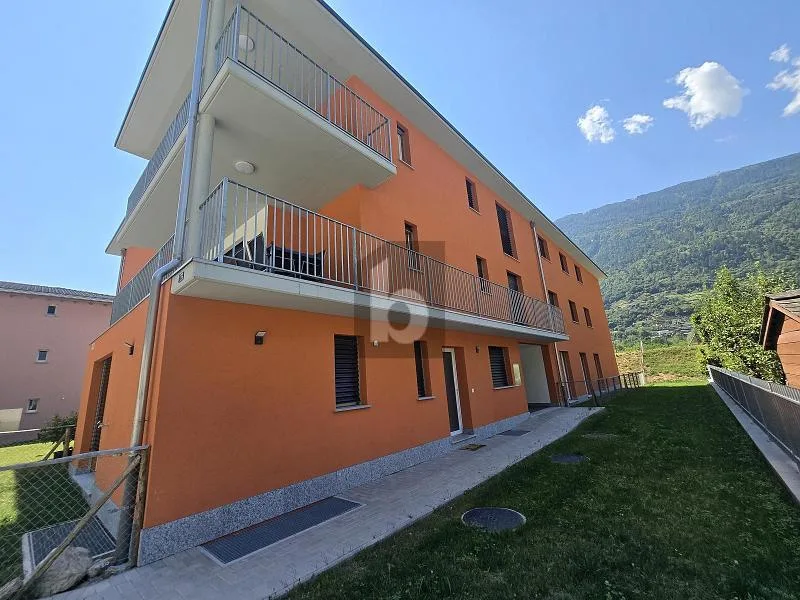 MODERNO SPAZIOSO E SOLEGGIATO