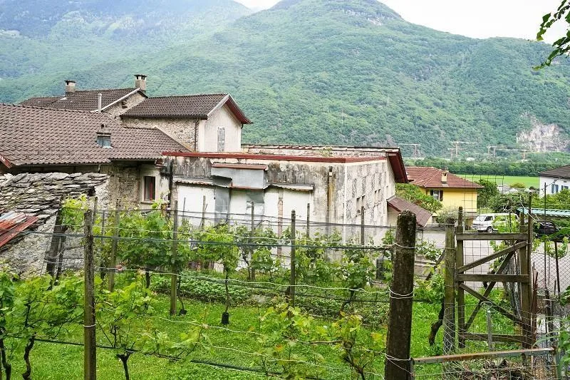 Baulandgrundstück von 479 m2  / due terreni edificabile di 479 m2