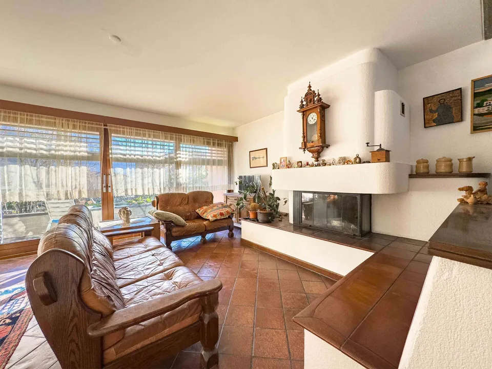 Spaziosa casa gemella con giardino a Melano