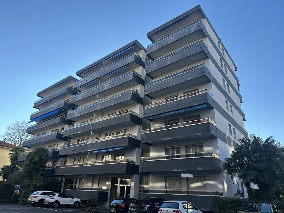 Accogliente 3,5 con piscina a due passi dal lago – Foto 19 von 19