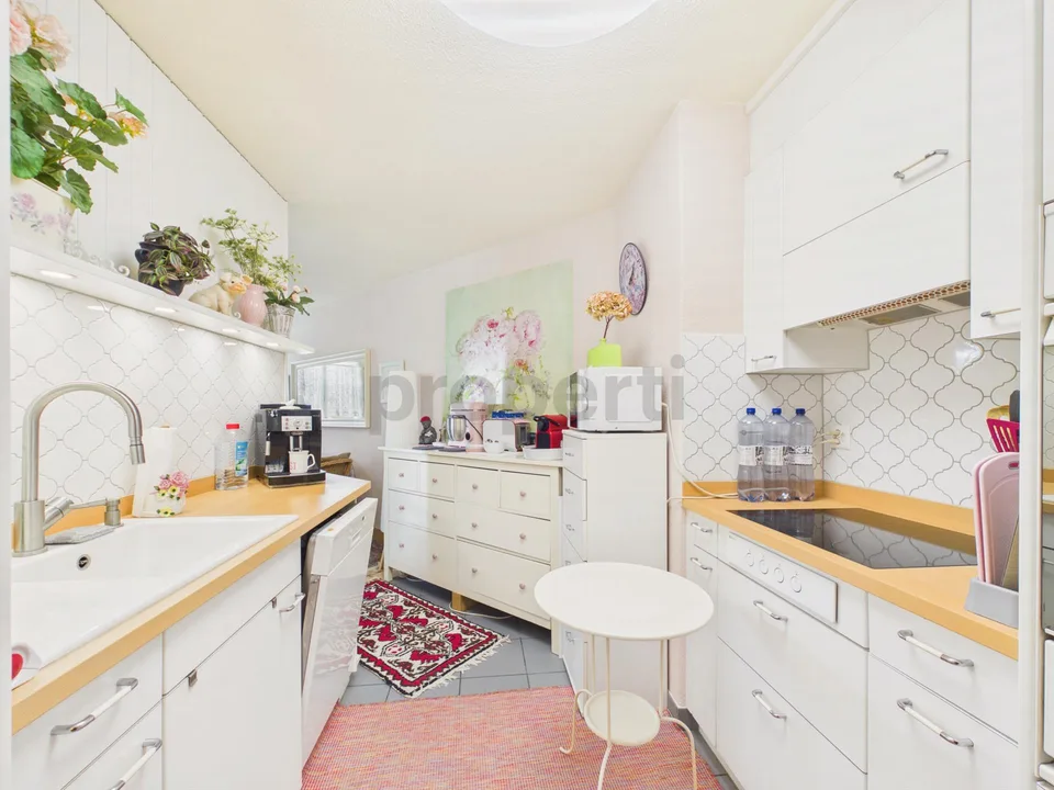 Ruhige und komfortable 3.5-Zimmer-Wohnung in Unterlunkhofen