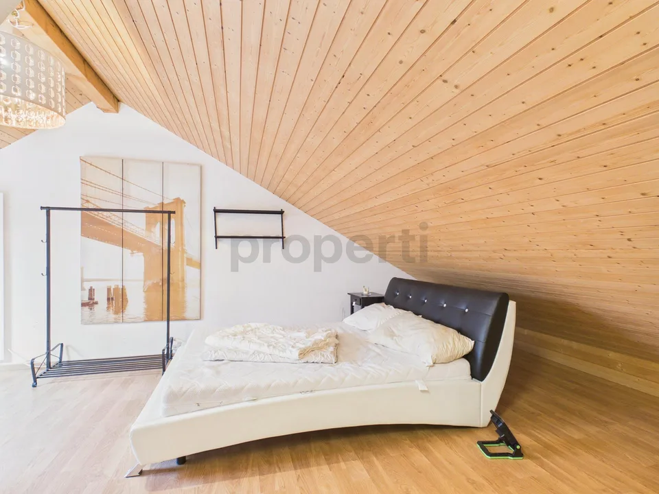 - RESERVIERT - Dreistöckiges Wohnglück mit Weitblick auf die Hügel ... – foto 22 di 30