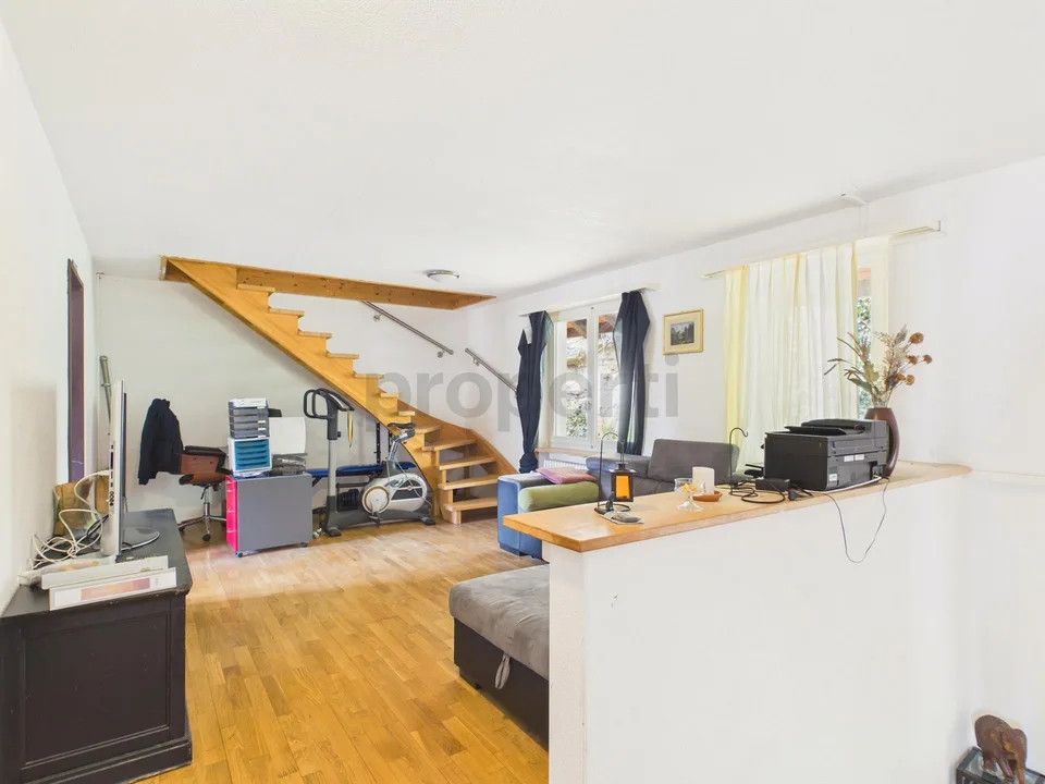 Grosses Reiheneinfamilienhaus mit Sicht ins Grüne im idyllischen Oberkulm
