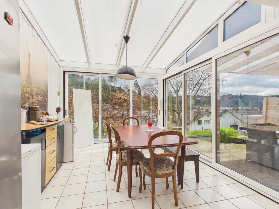 Grosses Reiheneinfamilienhaus mit Sicht ins Grüne im idyllischen Oberkulm