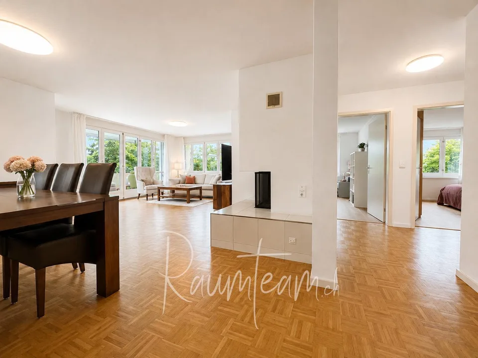 Helle Wohnung mit Blick ins Grüne