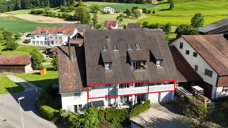 Gepflegte 5.5-Zimmer-Wohnung mit Balkon + schöner Aussicht in Zurzach