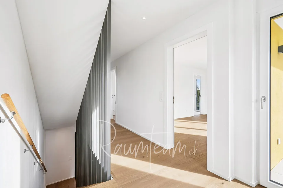 Modern Wohnen mit Säntisblick und zwei Terrassen