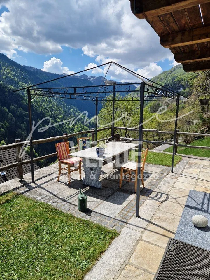 VALLE ONSERNONE - VOCAGLIA | AFFASCINANTE APPARTAMENTO CASA BIFAMIL...