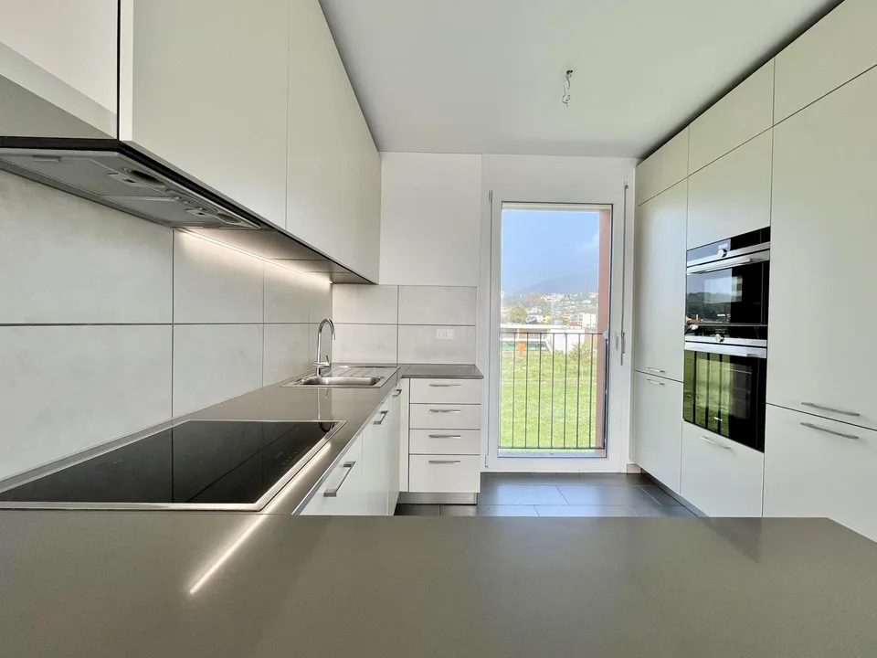AFFITTASI MODERNO 4.5 LOCALI DUPLEX CON TERRAZZA A STABIO
