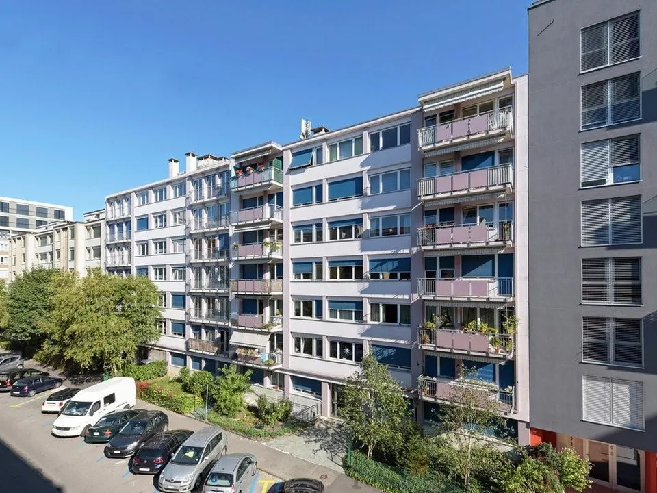 Proche charmilles / St Jean : garage individuel