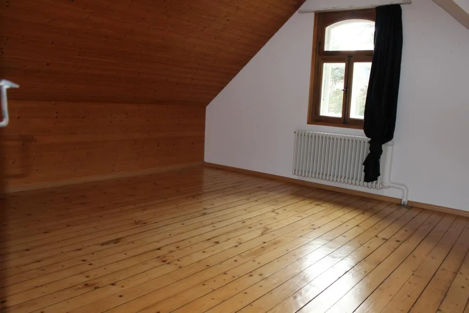 Heimelige 3-Zimmer-Dachwohnung in Liestal, nähe Spital/Stedtli