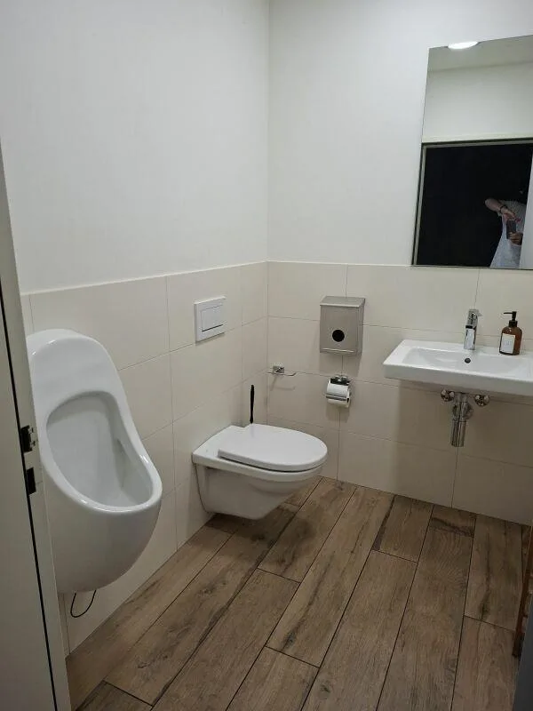 Gewerbefläche im Dorfzentrum – Foto 9 von 9