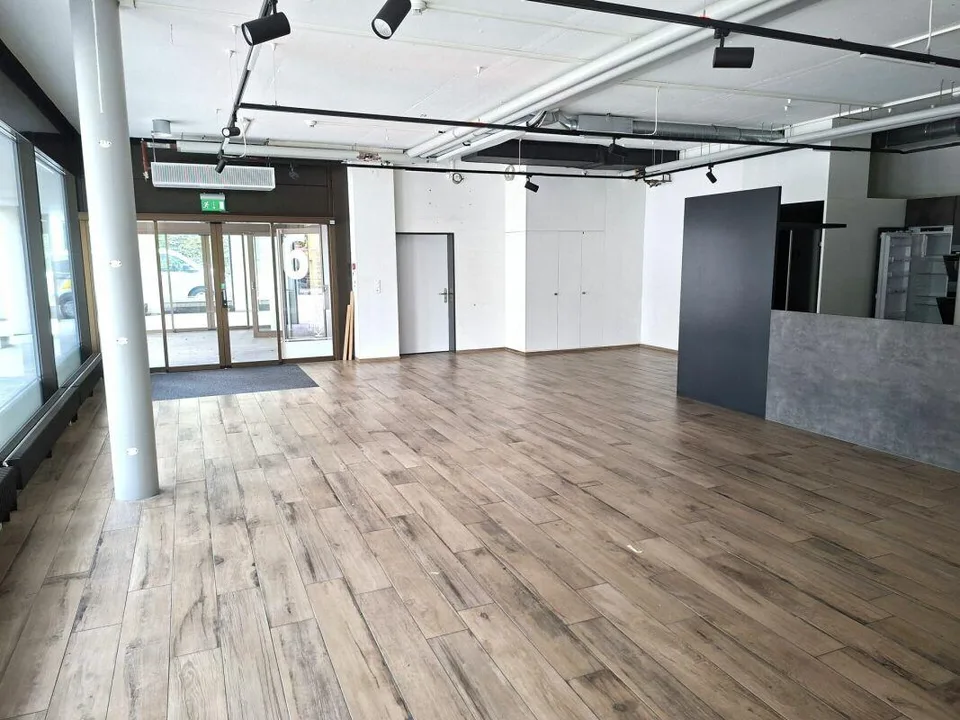 Gewerbefläche im Dorfzentrum