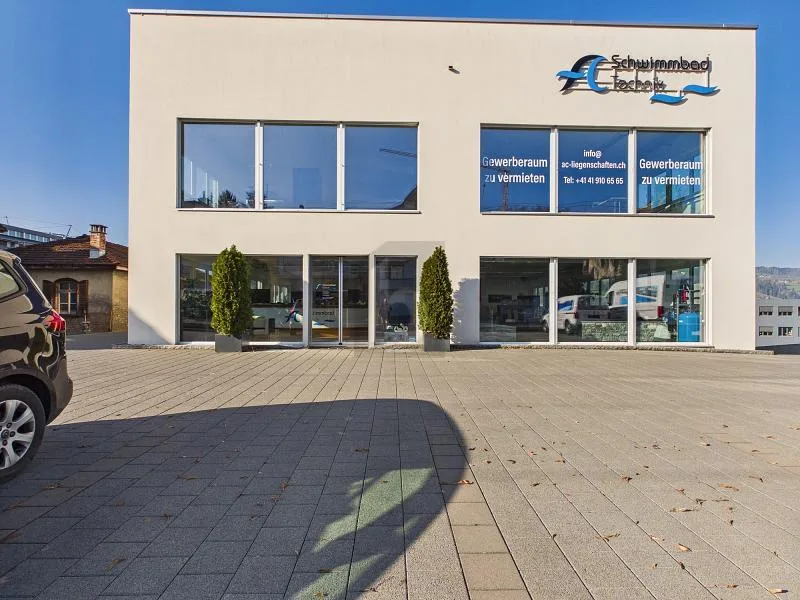 REPRÄSENTATIV AN ZENTRALER LAGE
