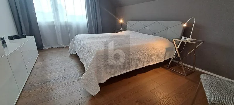 LUXUS UND BESTE QUALITÄT AUF ZWEI ETAGEN