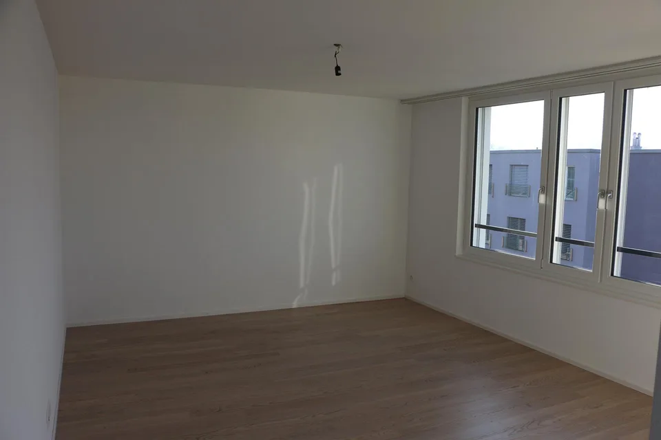 Exklusive 3½-Zimmer-Attikawohnung mit zwei Balkonen