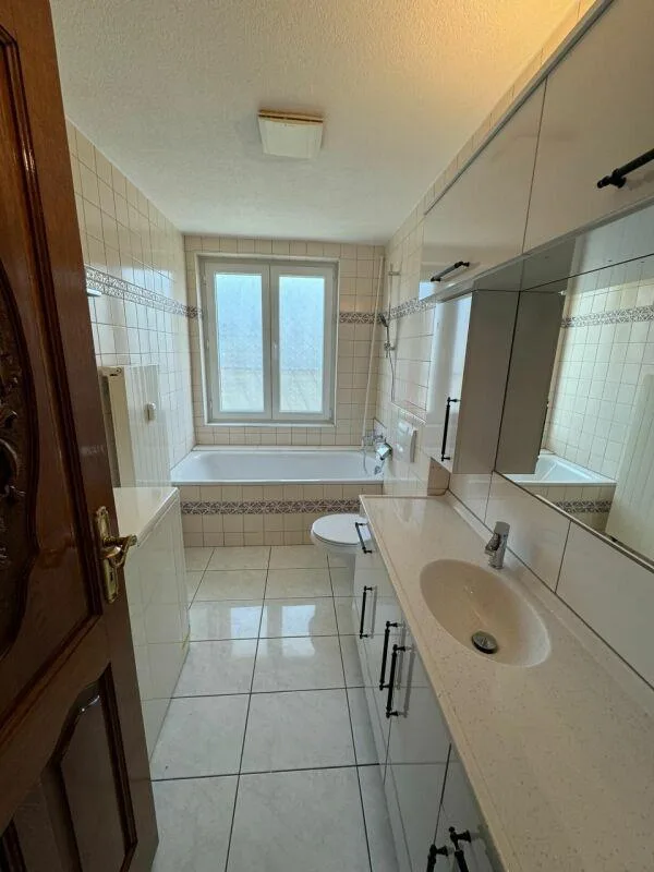 Helle 3.5-Zimmerwohnung in zentraler Lage am Luzernerring