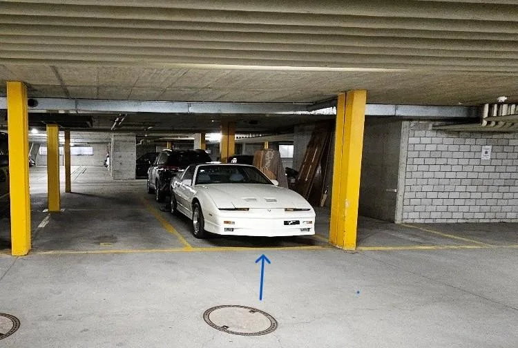Tiefgaragenparkplatz