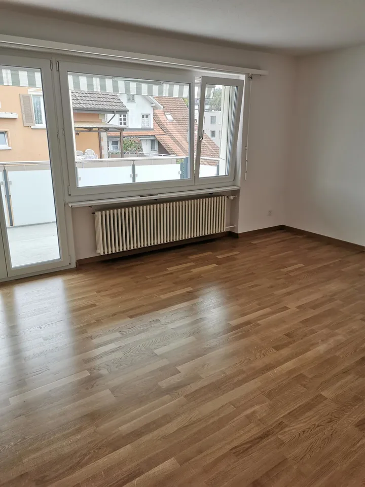 helle 3 Zimmerwohnung an zentraler Lage