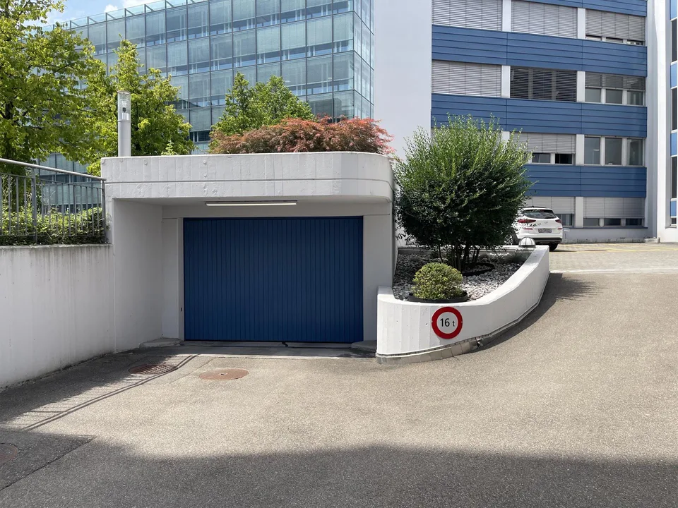 40 Tiefgaragenplätze in Glattbrugg zu vermieten – foto 7 di 7