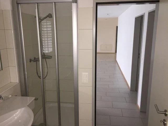sehr schöne, grosszügige 4.5 Zimmer-Wohnung