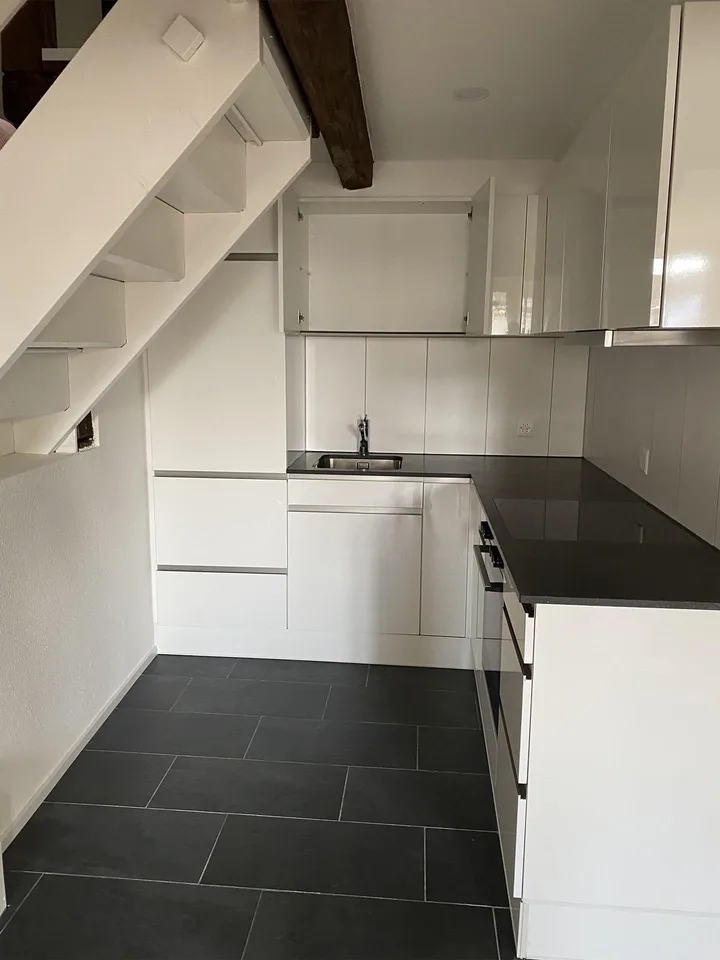 Charmante 2.5 Zimmer Wohnung an zentraler Lage