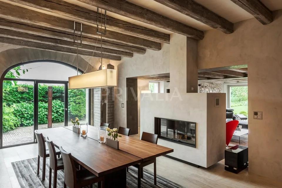 Unique : Élégant domaine alliant authenticité et design contemporain