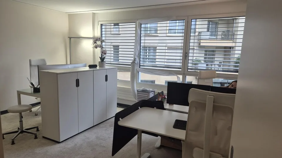 A louer - Bureau de 360m2 au coeur de Montreux !