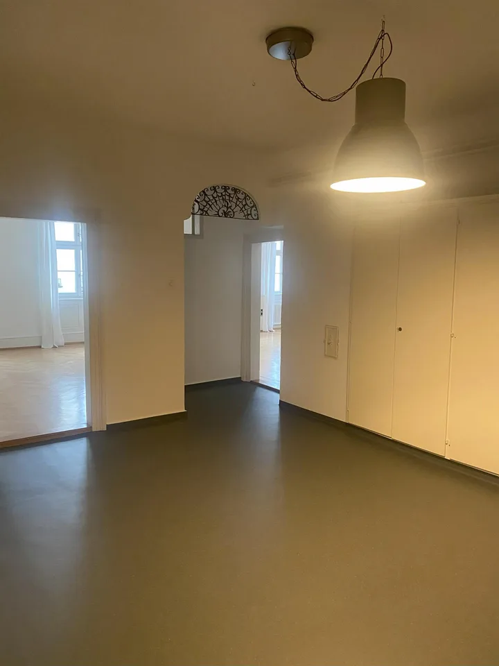 Grosszügige 4.5 Zimmer-Altbau-Wohnung im Zentrum von Rorschach