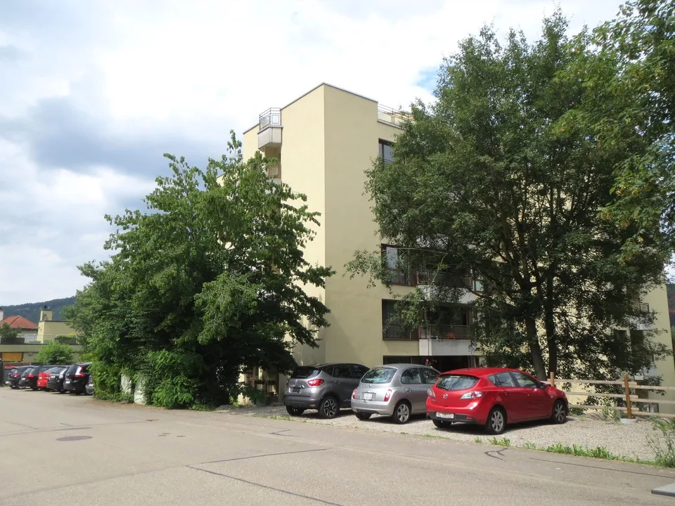 Ruhige, sonnige Wohnung