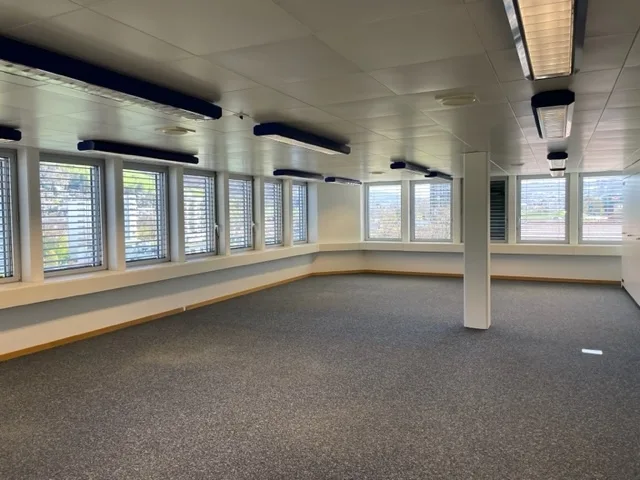 Büroräumlichkeiten von 192m2 in Füllinsdorf
