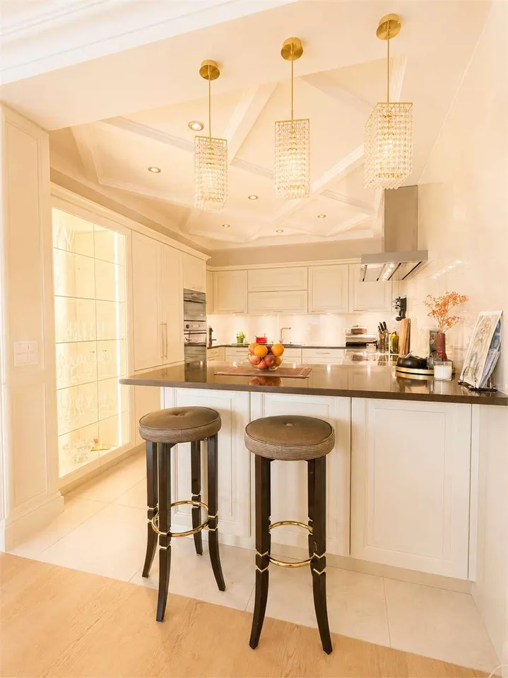 Splendides Duplex mit 4,5 Zimmern und Seeblick – Foto 6 von 13