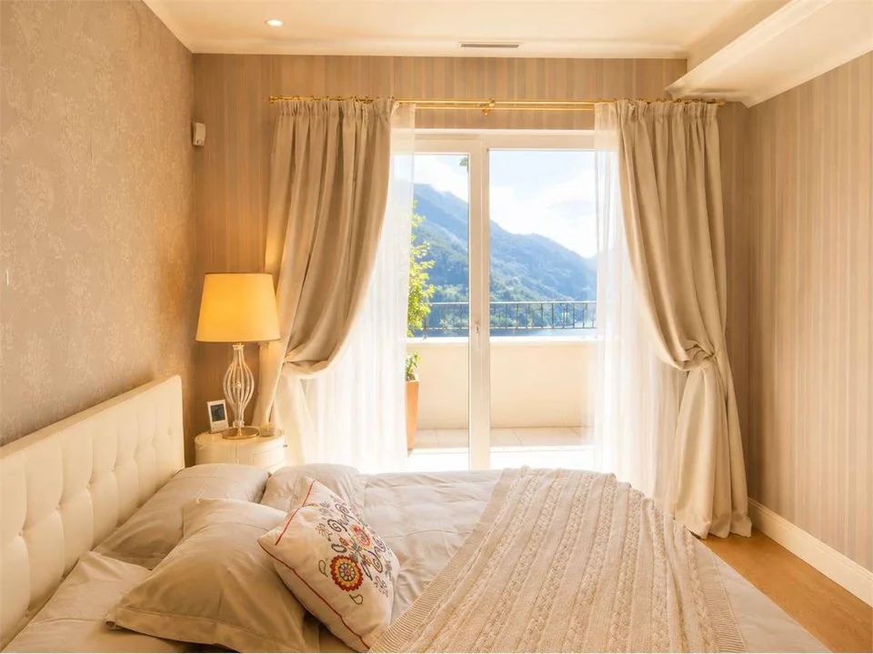 Splendides Duplex mit 4,5 Zimmern und Seeblick – Foto 11 von 13