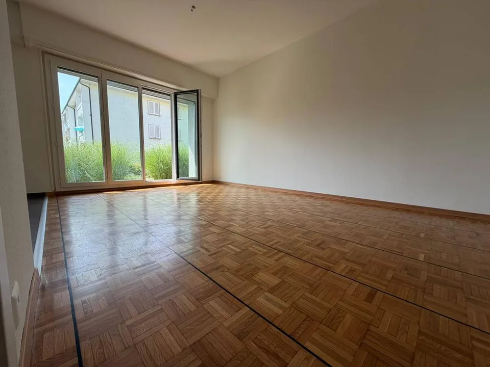 Charmantes 3-Zimmer-Wohnung im Erdgeschoss in Pully