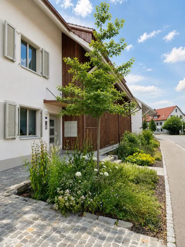 Hochwertig ausgebaute 2.5-Zimmer-Dachwohnung zu vermieten