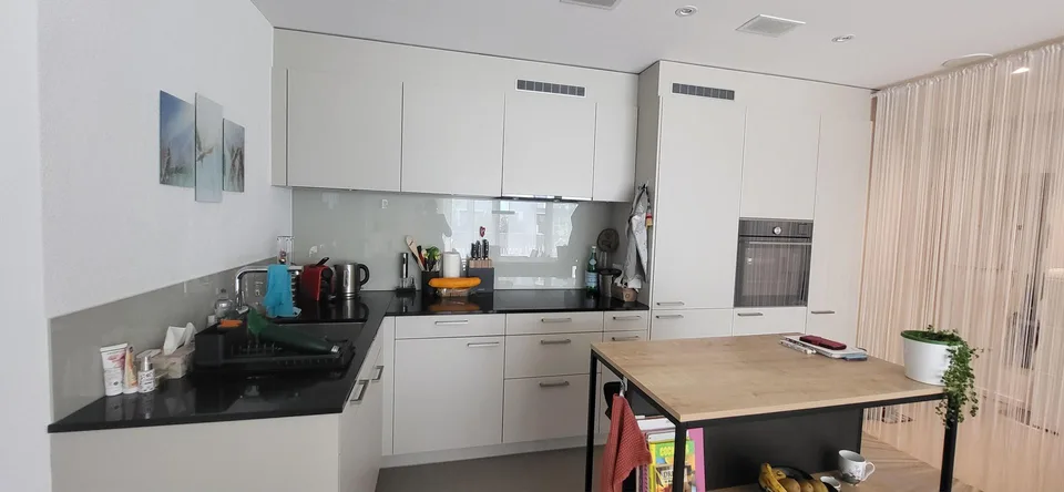 Vie moderne, vie détendue - appartement 3.5 pièces à Niederglatt