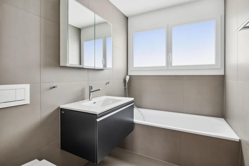 Vie moderne, vie détendue - appartement 3.5 pièces à Niederglatt