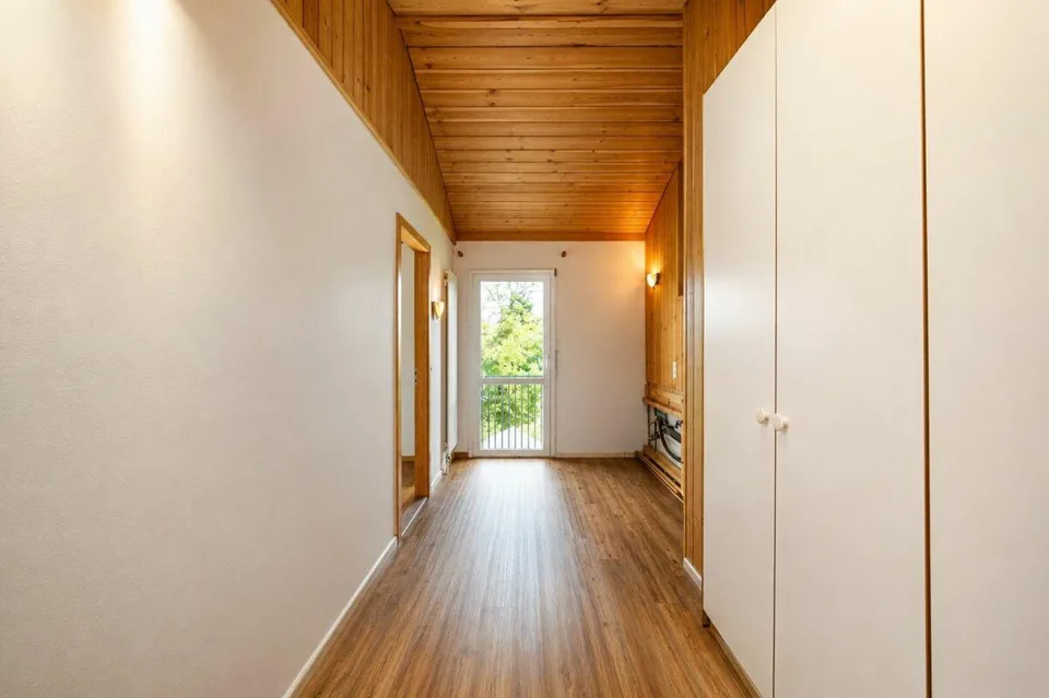 Ein Zuhause am Rhein mit Naturpool und Ausbaupotenzial - exklusives...