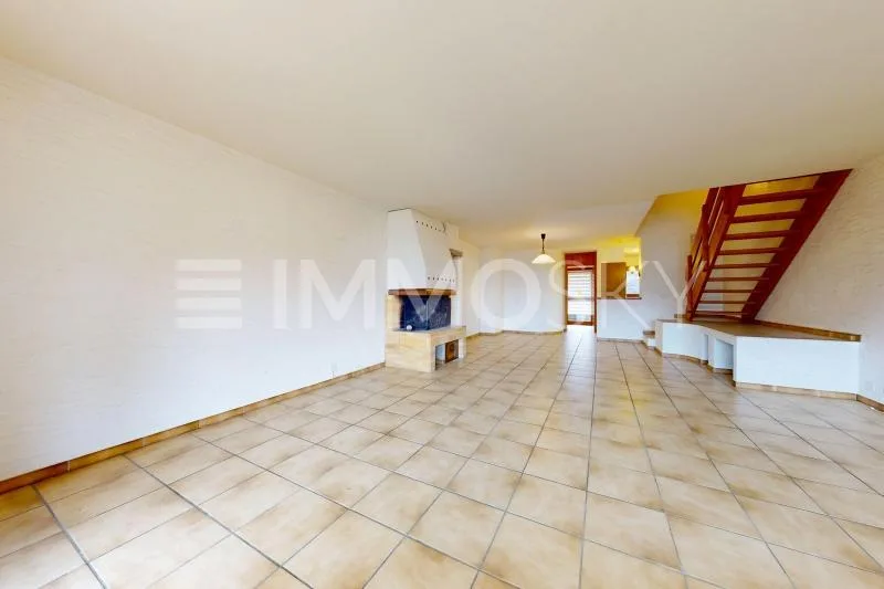 RÉSERVÉ - Helles Maisonette mit separatem Eingang