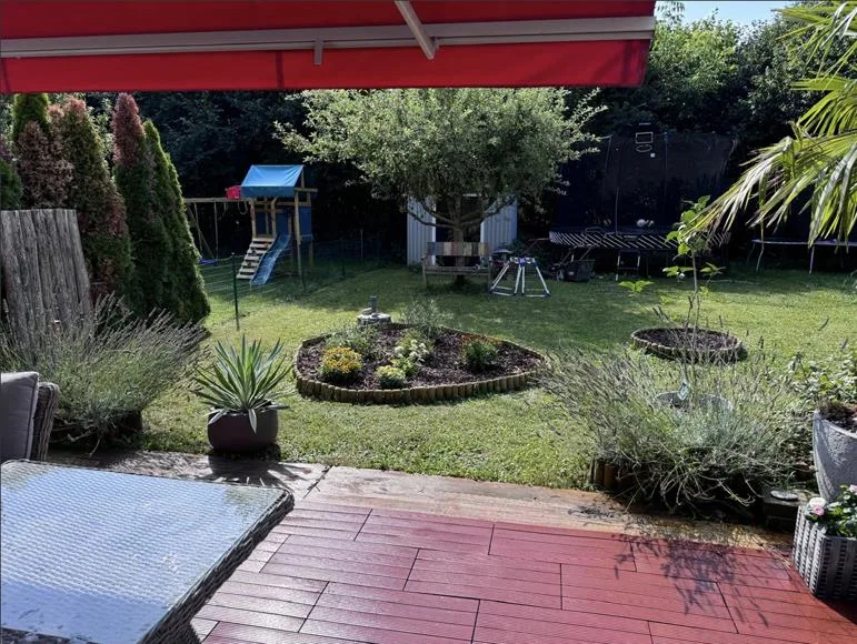 Ihr Traumhaus wartet auf Sie – 5½ Zimmer Doppeleinfamilienhaus in Wang