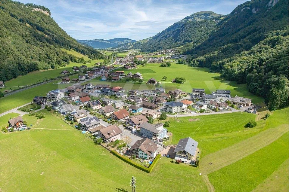 Wohnen mit Weitblick – Einfamilienhaus mit Einliegerwohnung und gro...