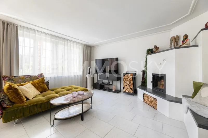 Ruhe, Sonne, Berge: Ihr modernisiertes Zuhause in der Herrschaft