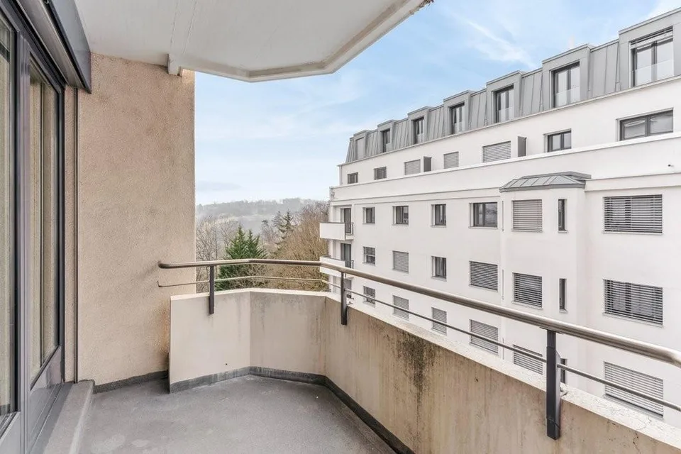 A saisir ! Magnifique logement idéalement situé à Fribourg ! – Foto 9 von 9