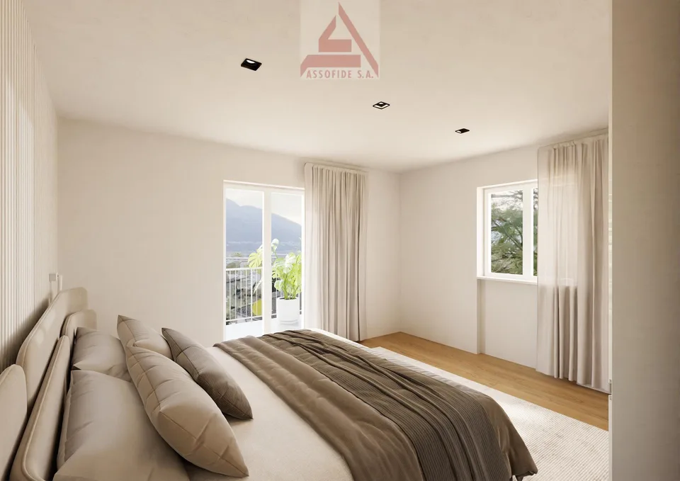Haus mit bewilligtem Projekt / Casa con progetto approvato