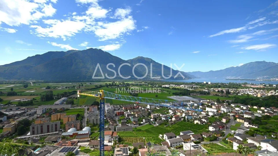 Appartamento 3.5 locali con terrazza coperta, vista panoramica e lago