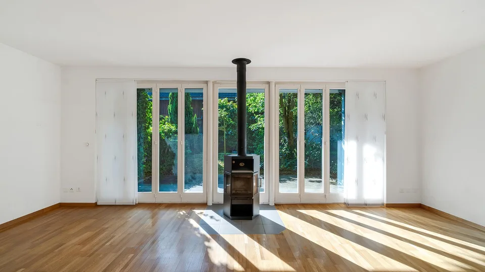 Sogno di casa con vicinanza alla Reuss e area di giardino