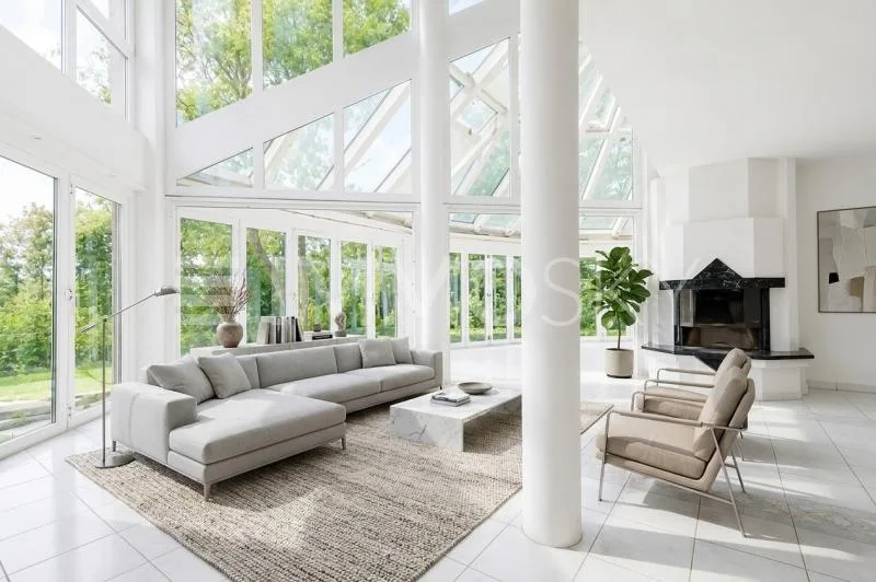 Exklusives Wohnen an der Alten Aare mit Wintergarten und Indoor-Pool
