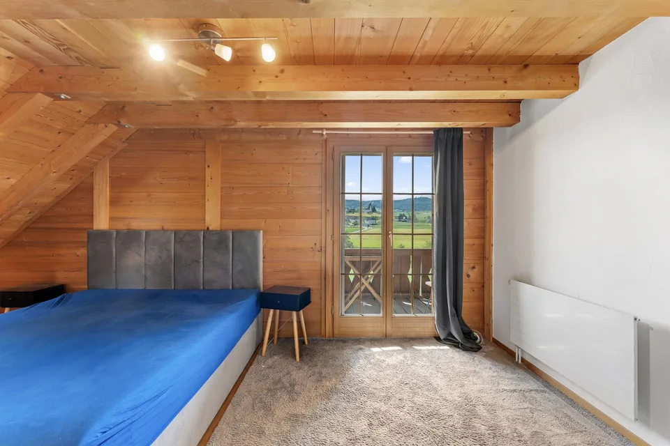Viel Platz, viel Holz, viel Aussicht – 4.5 Zimmer im Berner Seeland – photo 11 sur 16