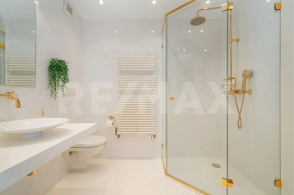 Exklusive 6.5-Zimmer-Maisonette-Wohnung über drei Etagen mit Wellness und unverbaubarer Panoramasicht – Foto 10 von 13